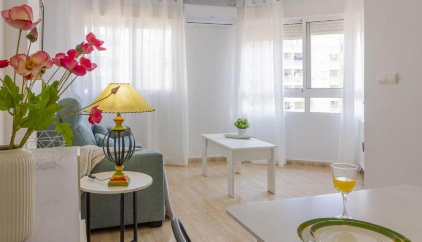 M&R Trini Beach, Parking Privado Torrevieja Ngoại thất bức ảnh